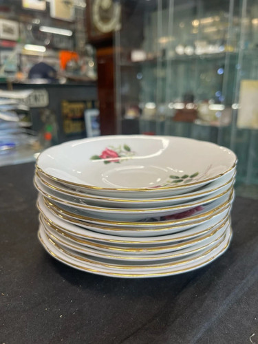 Vintage pieces royal vale - vintage,
