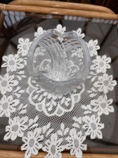 VINTAGE CLEAR CUT GLASS FLOWER