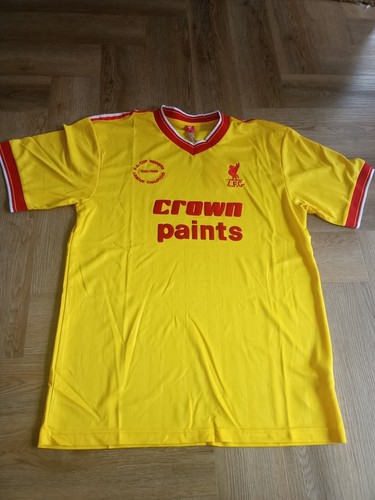 Liverpool away shirt crown - away,