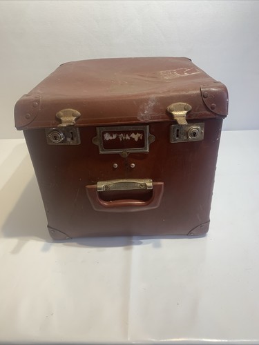 Vintage hard shell box travel - shell,