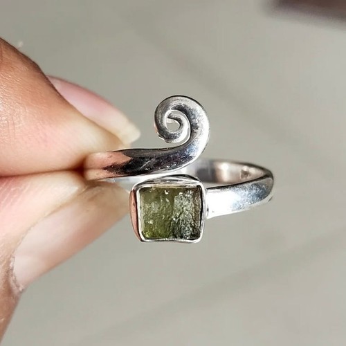 Adjustable moldavite raw 925 - moldavite,