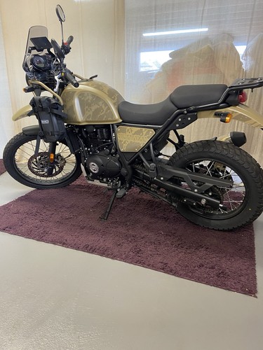 Royal enfield himalayan 411 - royal,