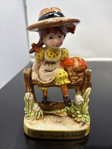 Porcelain holly hobbie - porcelain,