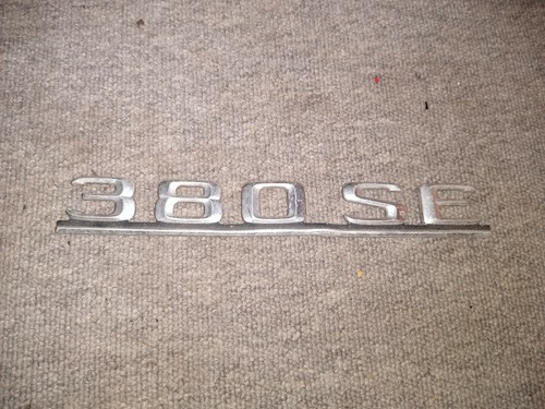 Mercedes w126 380se badge - mercedes,