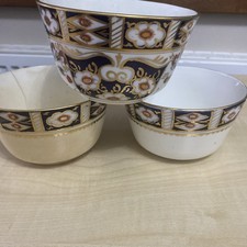 William Hudson (Sutherland China) 3 x bowls 