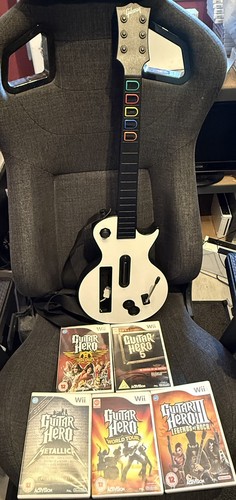 Nintendo wii guitar - nintendo,