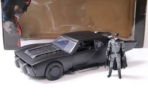 Jada toys 2022 batmobile - 1:18,