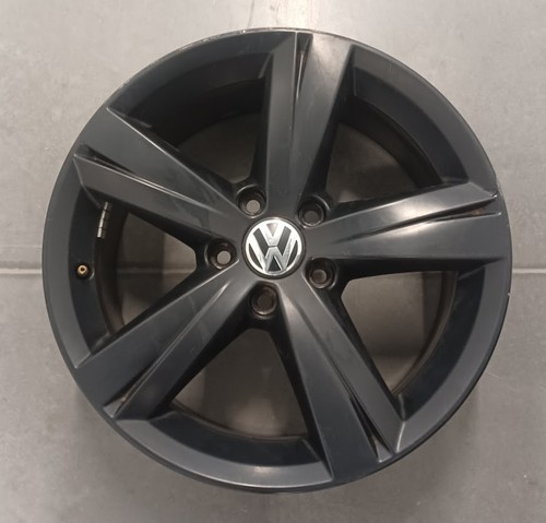 Volkswagen passat black - volkswagen,