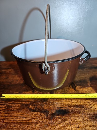 Vintage enamel cooking pot - cooking,
