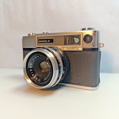 Yashica minister 35mm - minister-d,