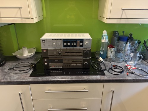 Grundig 1700 sanyo 220 hifi - 220,