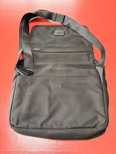 Tumi black ballistic nylon - tumi,