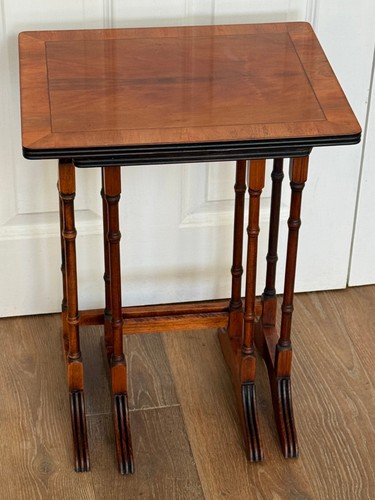 Yew wood veneer - top, faux