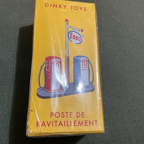 Dinky toys atlas 49d esso - toys,