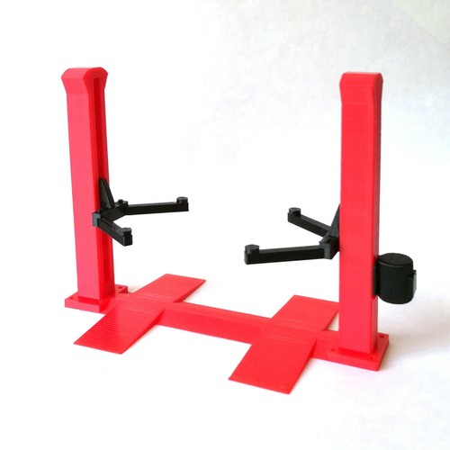 Miniature post car lift - 2,