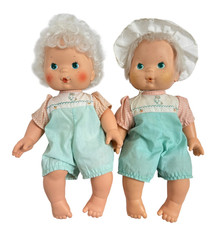 Lot of 2 Vintage 1982