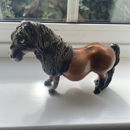 Cheval vintage ceramic - , spotted