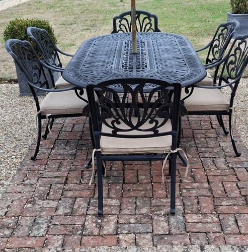 Hartman amalfi garden table - amalfi,