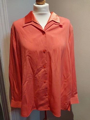 Bnwot alexon ladies coral long - bnwot,
