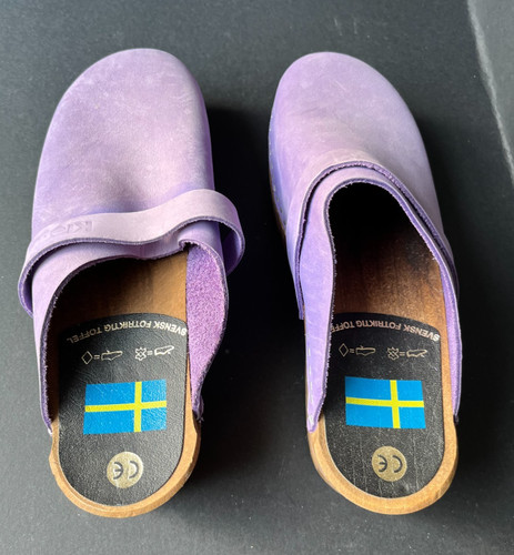 Swedish lilac purple - swedish,