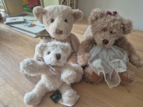 Set russ bears including - 3,
