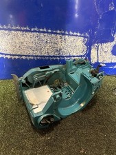 Makita EA3201S petrol chainsaw