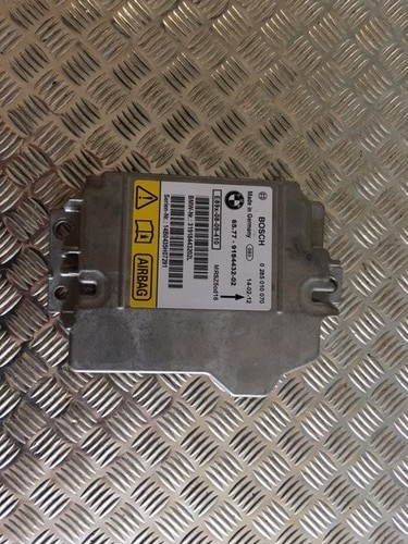 Bmw series e81 e87 - 1, e90