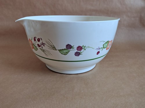 Country lane mixing serving - country, mixing/serving