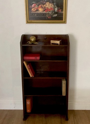 Vintage mahogany open bookcase - open,