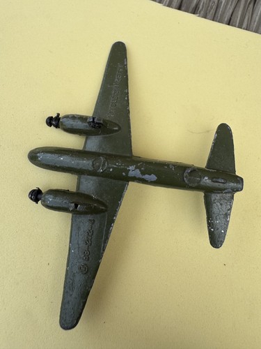 Vintage tootsietoy mitsubishi - vintage,