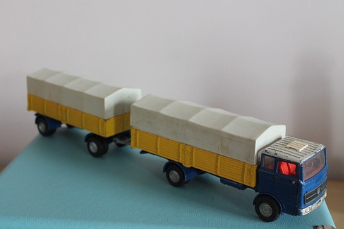 Dinky toys mercedes lp - 8”,