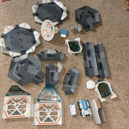 Hexbug job lot space station - hexbug,