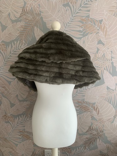 Grey faux fur - grey,