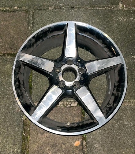 Mercedes benz cls amg w218 - 1,