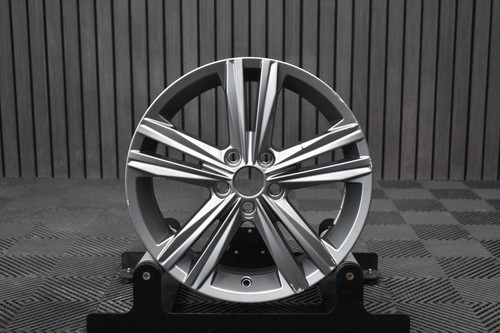 Genuine polo r line - 2g,