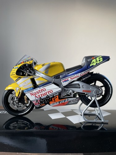 Minichamps valentino rossi - minichamps,