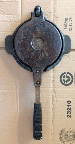 Jotul cast iron cookie - cast,