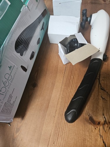 Handheld neck and - neck,