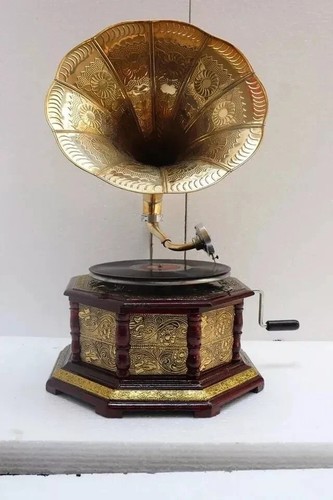 Vintage style gramophone - vintage-style,