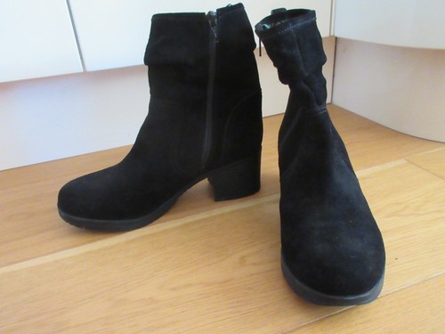Moshulu taylor black suede - taylor,