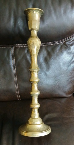 Single brass candlestick - candlestick, 24