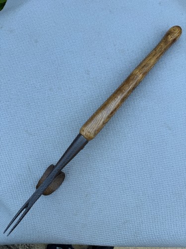 Vintage gardeners weed - vintage,