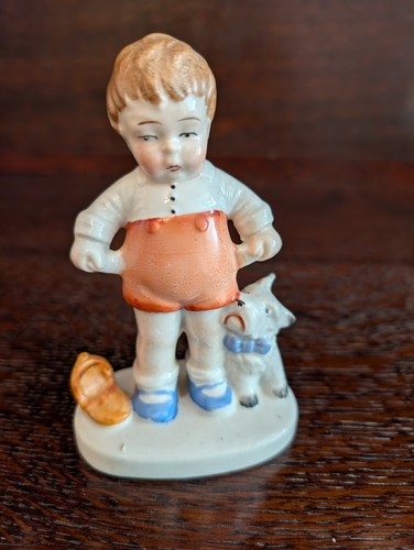 Figurine boy toddler with - boy/toddler,