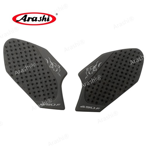 Tank traction pad gas knee - tank,
