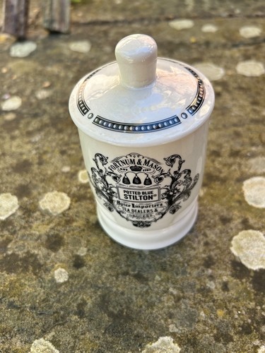 Fortnum mason blue stilton - blue,