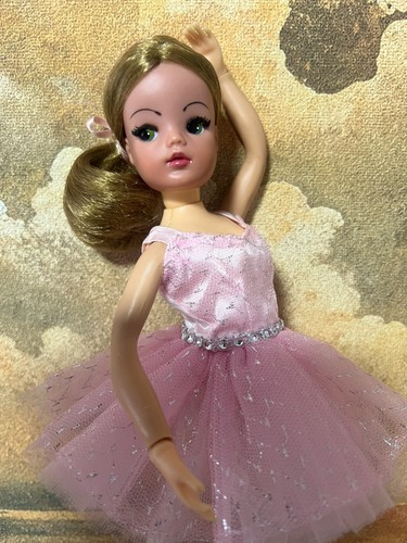Vintage 1970s brunette hard - vintage,