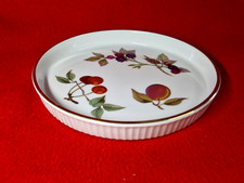 Royal Worcester EVESHAM GOLD : Shallow Dish -  18cm dia : Superb Cond