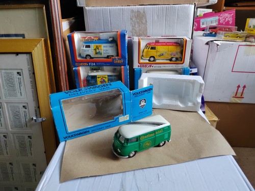 Boxed model vintage - boxed,