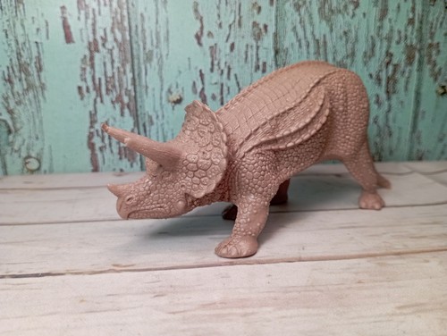 Triceratops invicta dinosaur - invicta,
