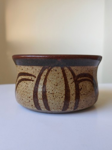 Vintage studio pottery small - vintage,